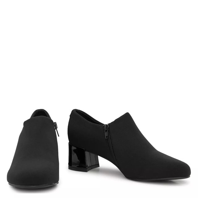 Anne klein wide shoes deals