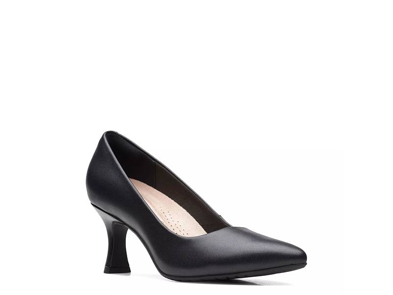 Black shoes 1 inch heel hotsell