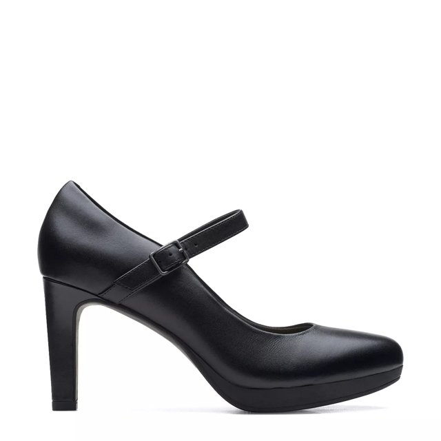 clarks women's ambyr shine pump