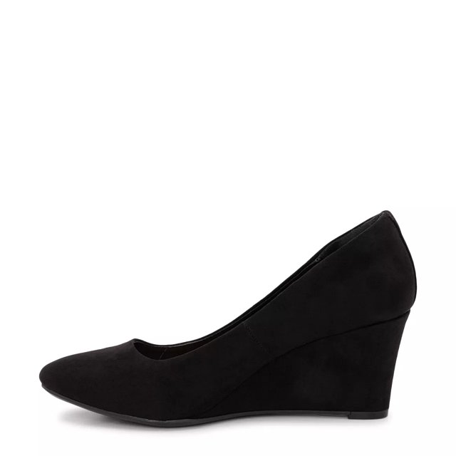 Black wedge pumps heels online