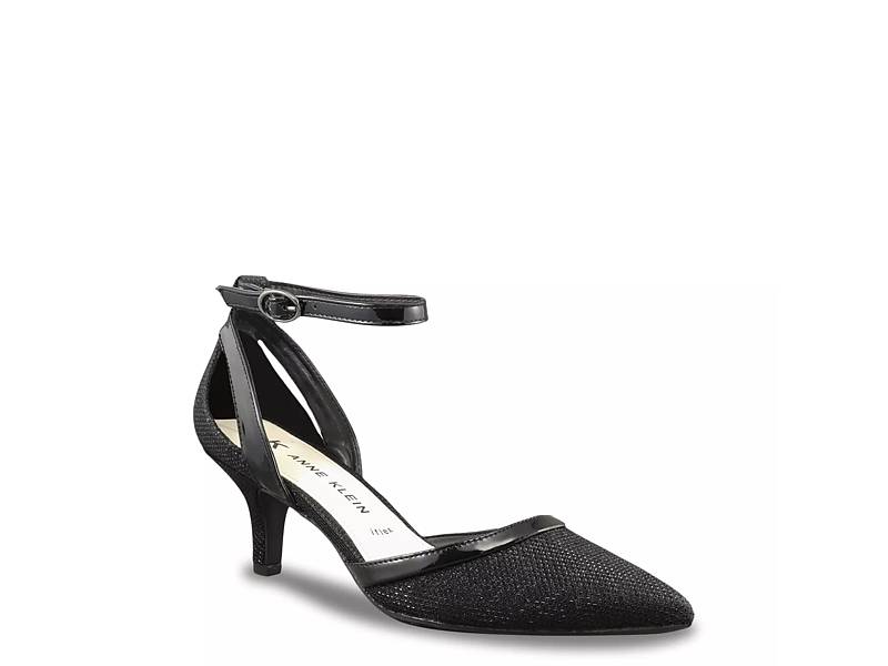 Women s Clearance Heels Shop Online Save The Shoe Company