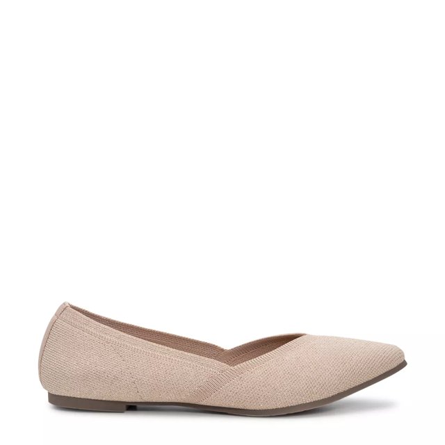 Kelly Katie Jayde Flat