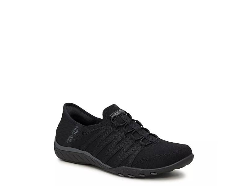 Skechers Women's Athleisure Sneaker, Black, 6 : : Clothing, Shoes  & Accessories