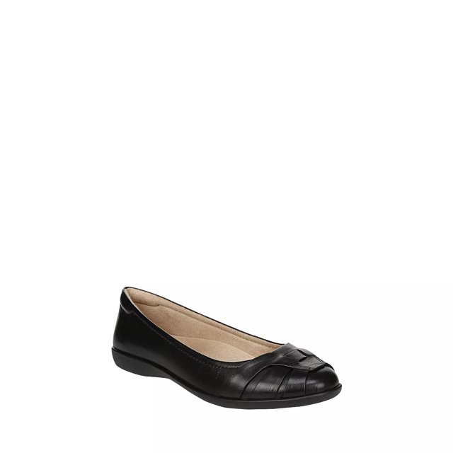 naturalizer freeport flat