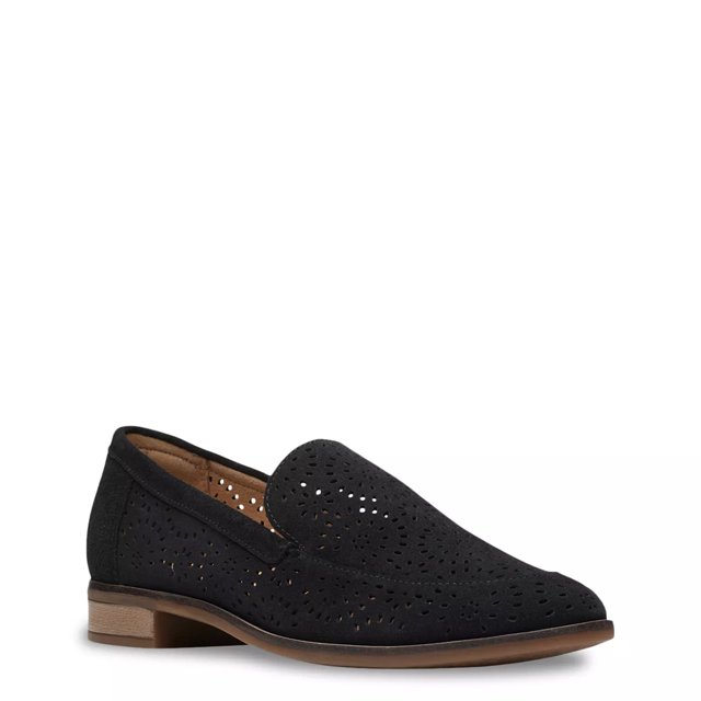 clarks women's trish driving style loafer