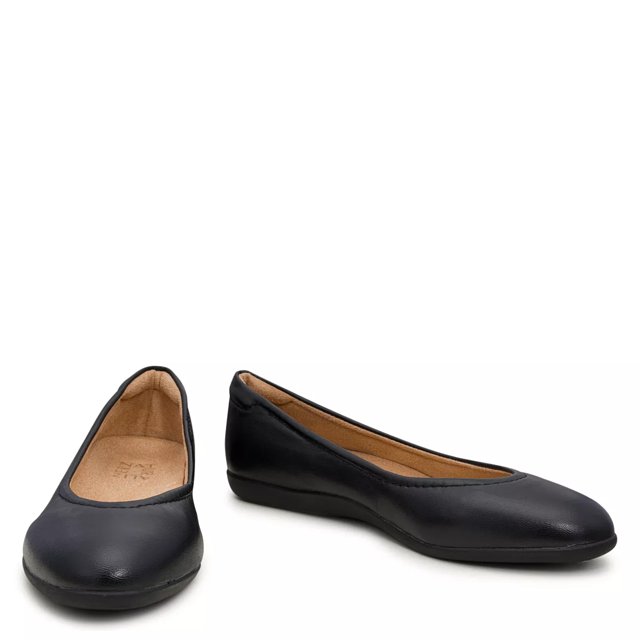 Naturalizer dress on sale shoes wide width