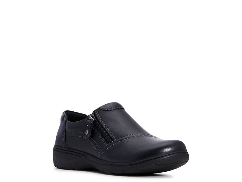Search clarks shoes deals