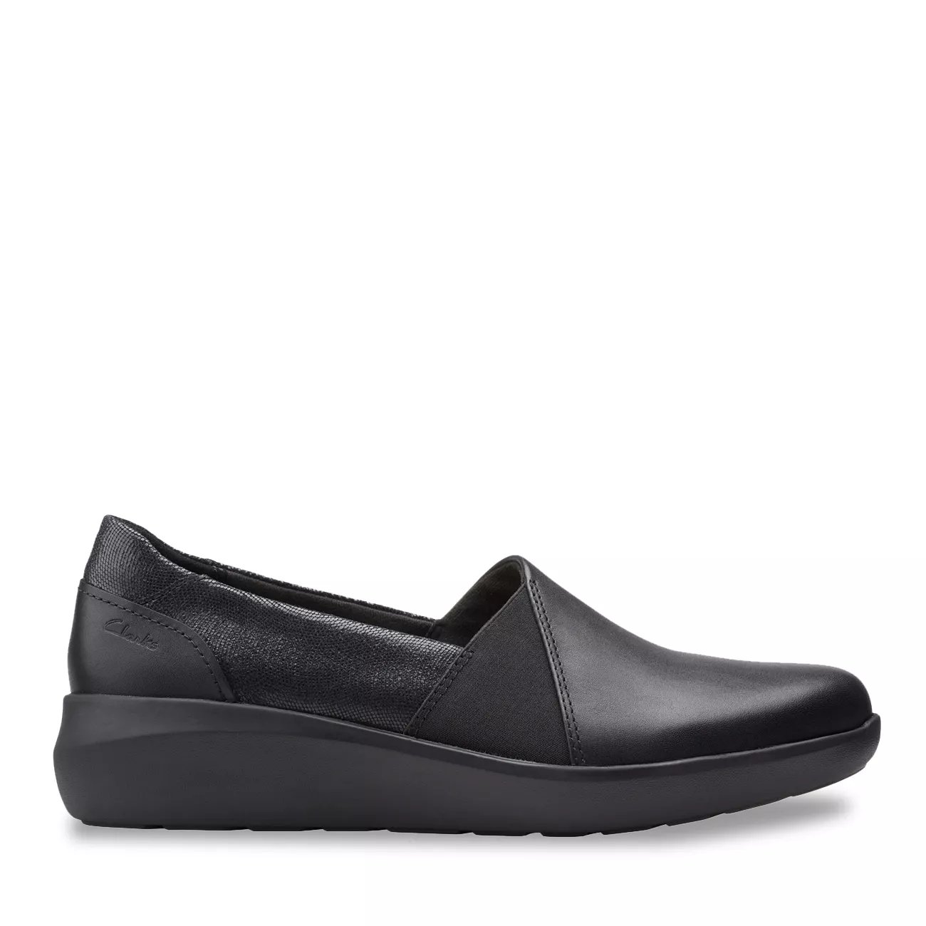 clarks mid heel shoes