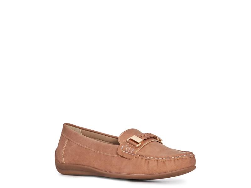 Kelly & Katie Flats: Shop Online & Save | The Shoe Co.