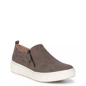 Womens slip on store shoes canada