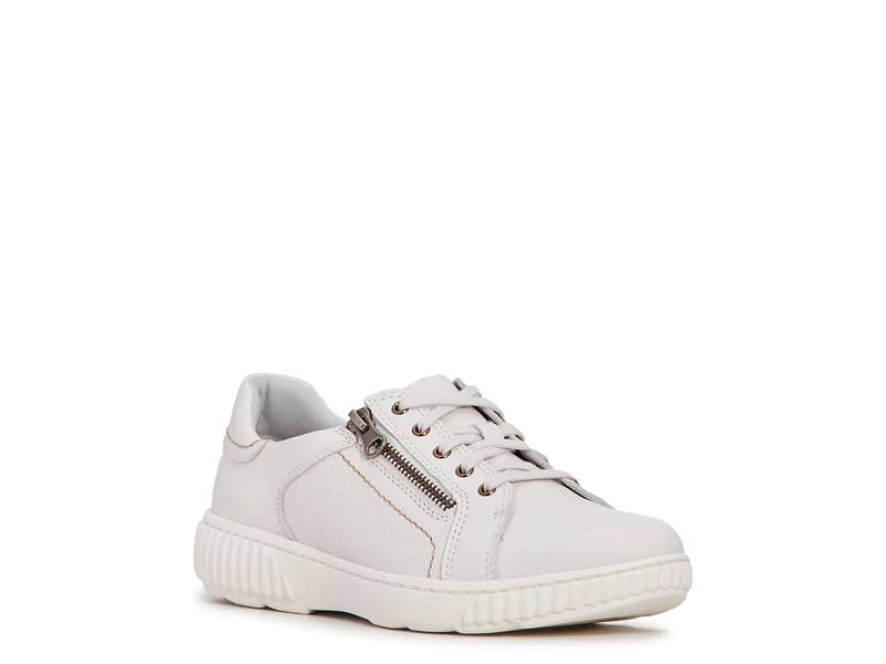 Puma Women's Carina 2.0 Wide Width Sneaker | The Shoe Co.