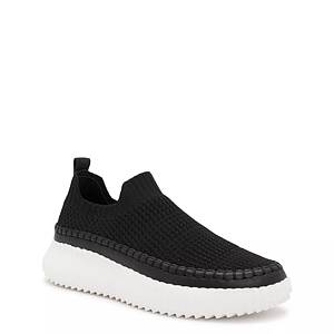 Nike women slip on on sale sneakers