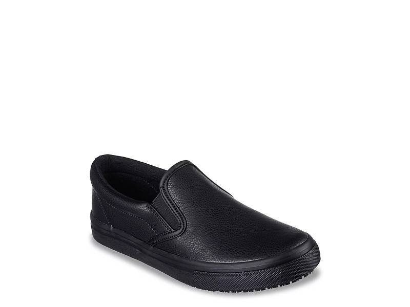 SOUL Naturalizer Women's, Turner Slip-On, Black, 5.5 