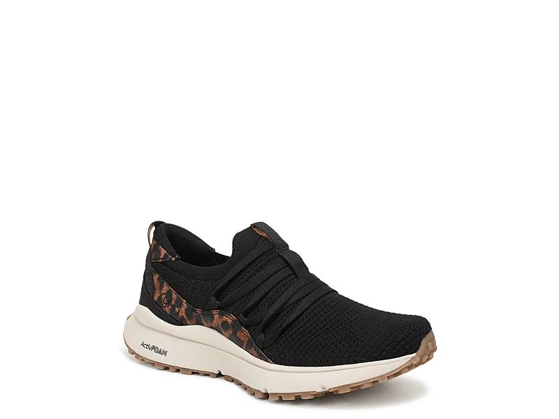 Skechers Youth Girls' Ultra Flex 3.0 Slip On Sneaker | DSW Canada