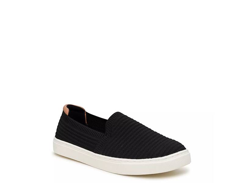 Shop Women s Slip On Sneakers Athletic Shoes Save DSW Canada