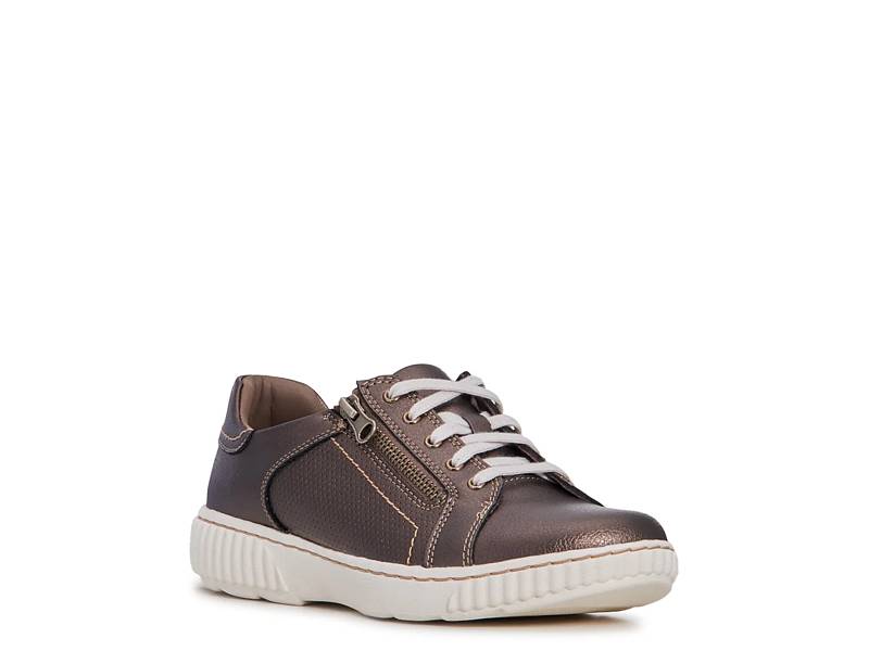 Sneakers, Runners & Athletic Shoes | DSW Canada