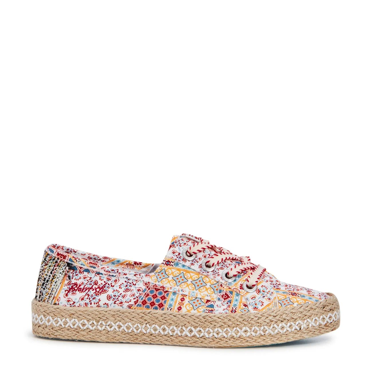 Women's Buenos Lace Up Sneaker