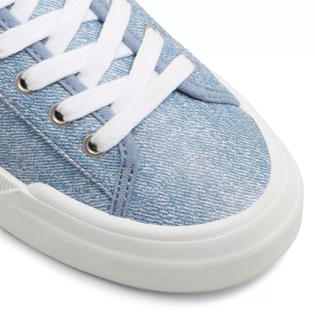 Roxy Women s Marina Sneaker in Blue Size 9.5 Medium