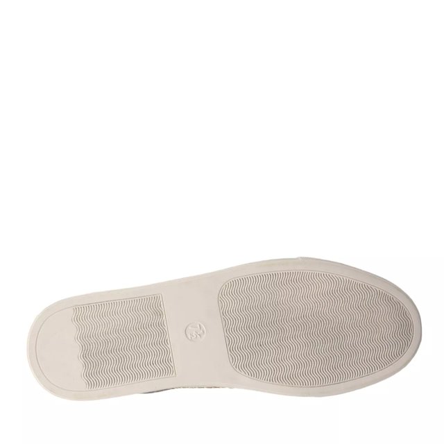 kalinda sneaker