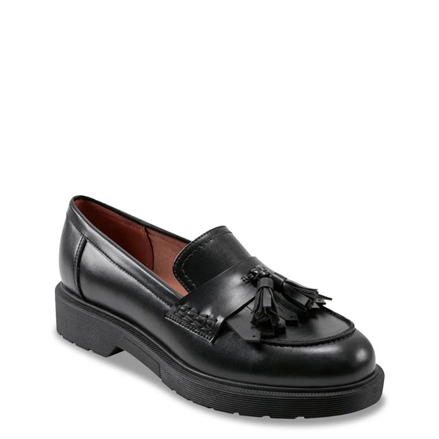 Marc Fisher Women s Johnie Loafer in Black Size 7.5 Medium