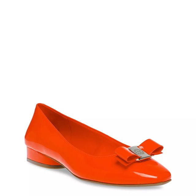 Orange flat shoes 2025