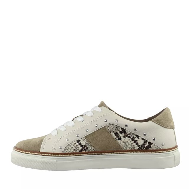 kalinda sneaker