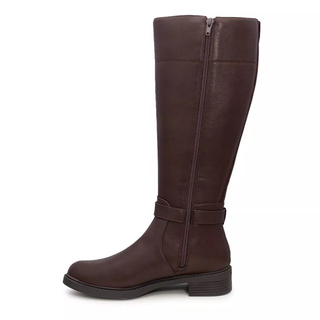 Tall Boots For Wide Calves? Found 'Em & They're On Sale - The Mom Edit