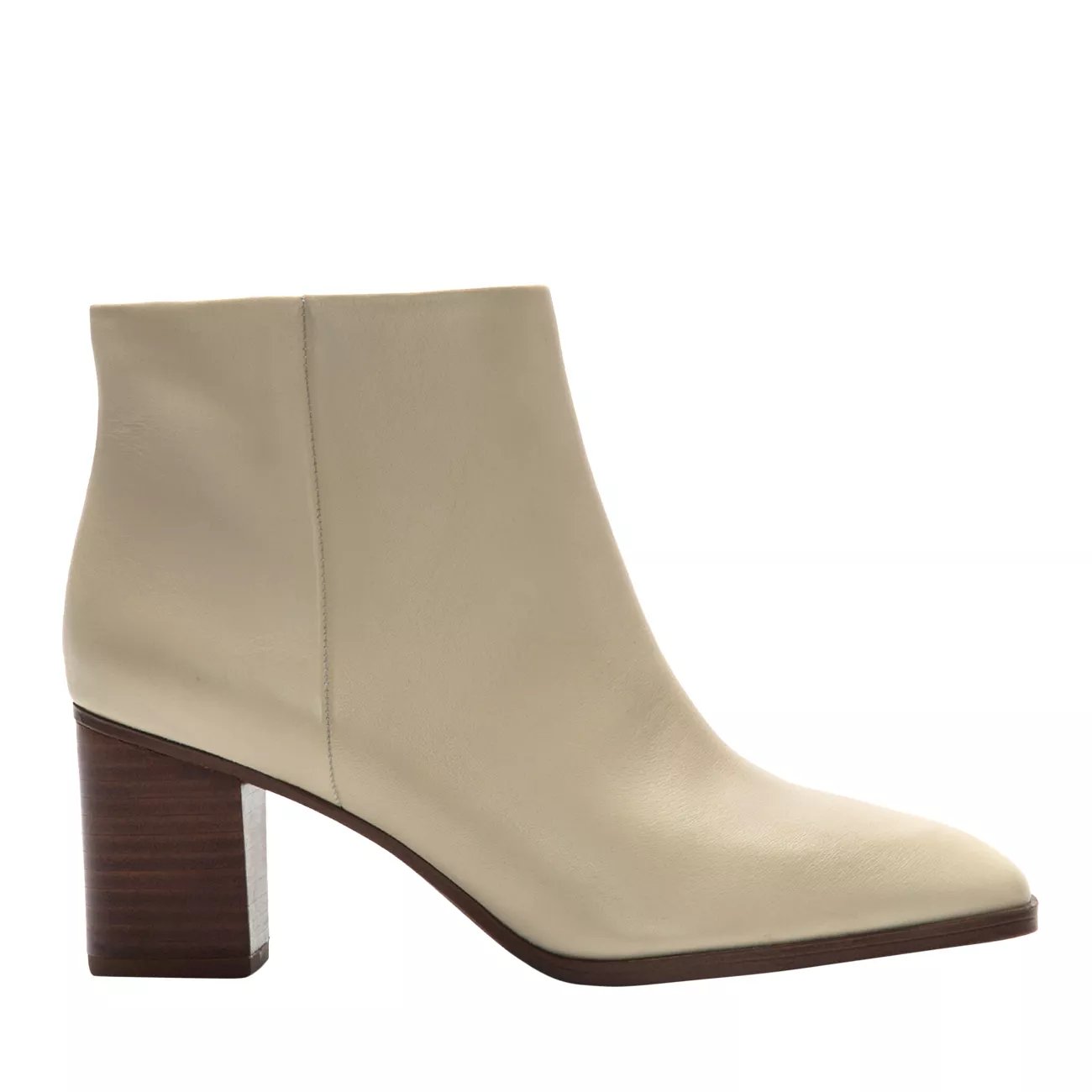 franco sarto izzy