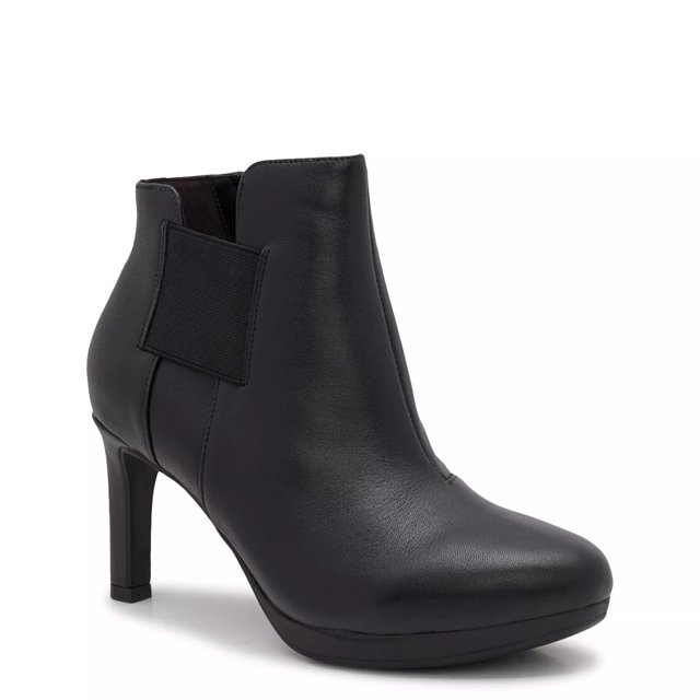 Clarks Women s Amber Rise Ankle Bootie DSW Canada