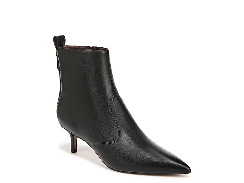 Shop Women s Ankle Boots Booties Save DSW Canada