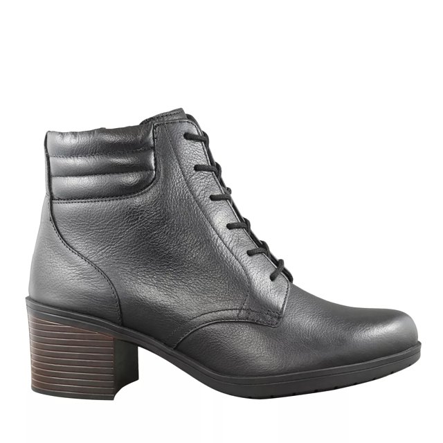 hollis jasmine bootie clarks