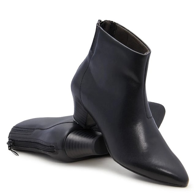 Clarks ankle boots canada cheap