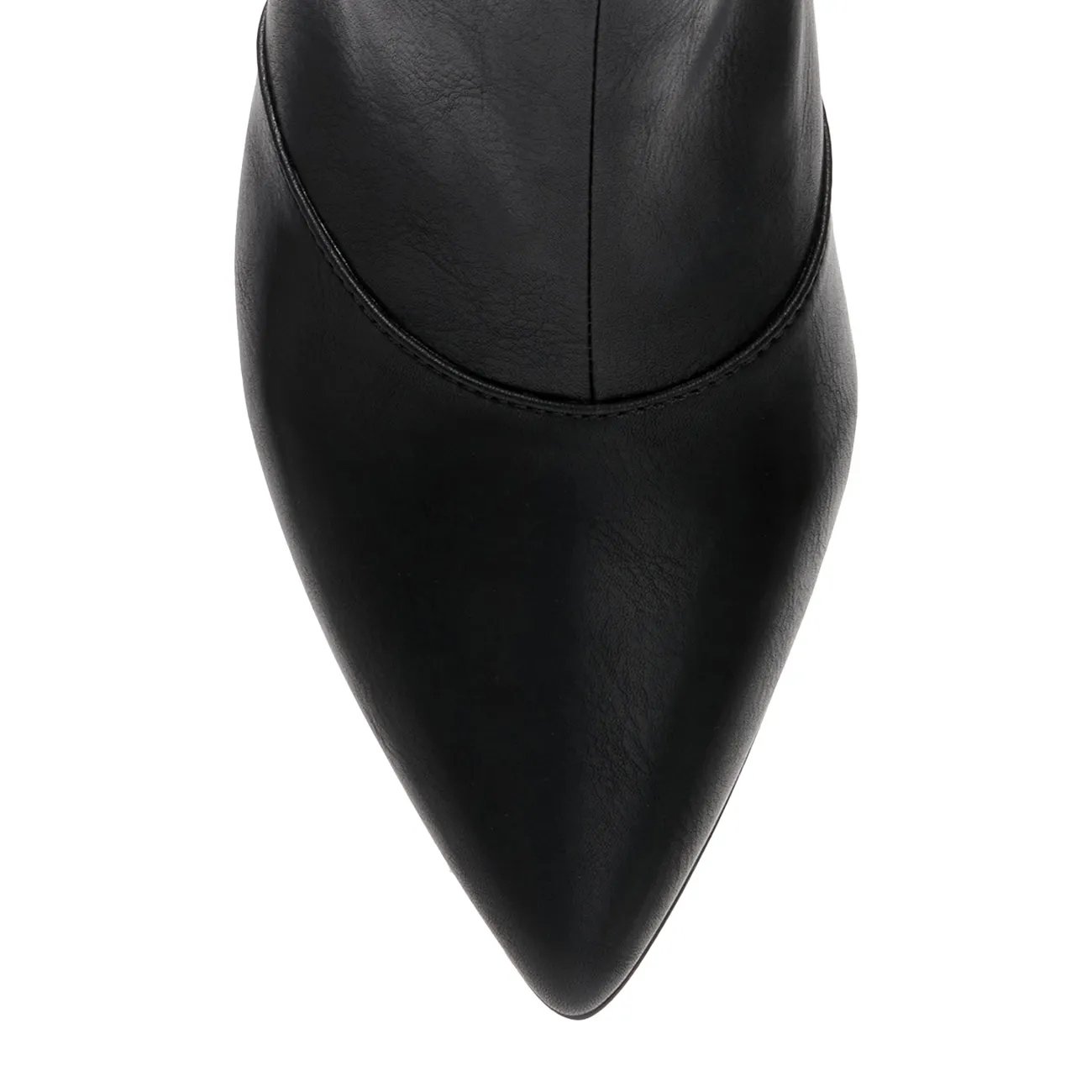 Hendria Ankle Bootie