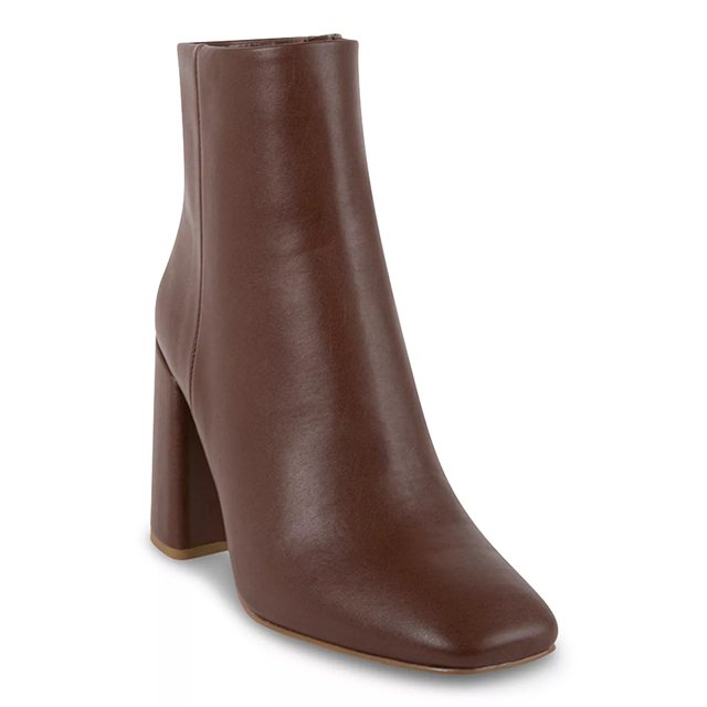 Steve Madden Women s While Ankle Bootie in Brown Size 6 Medium