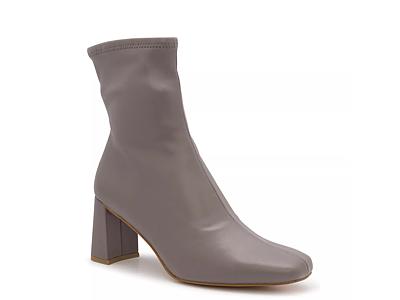 Women's Steve Madden: Shop Online & Save | The Shoe Company