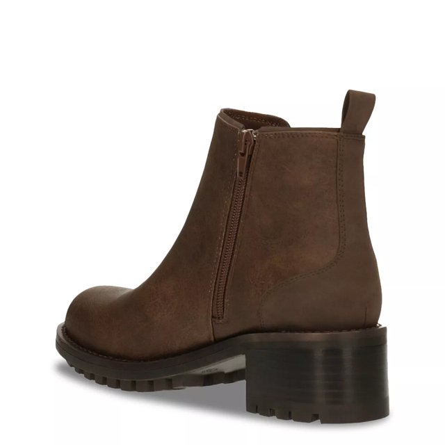 B52 By Bullboxer Chelsea Ankle Bootie