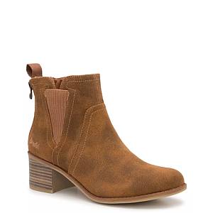 Brown boots outlet near me