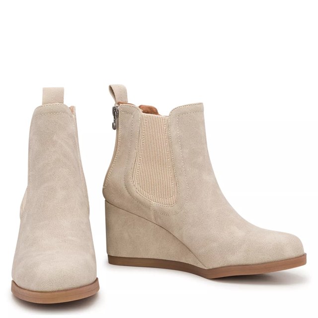 Chelsea wedge clearance bootie