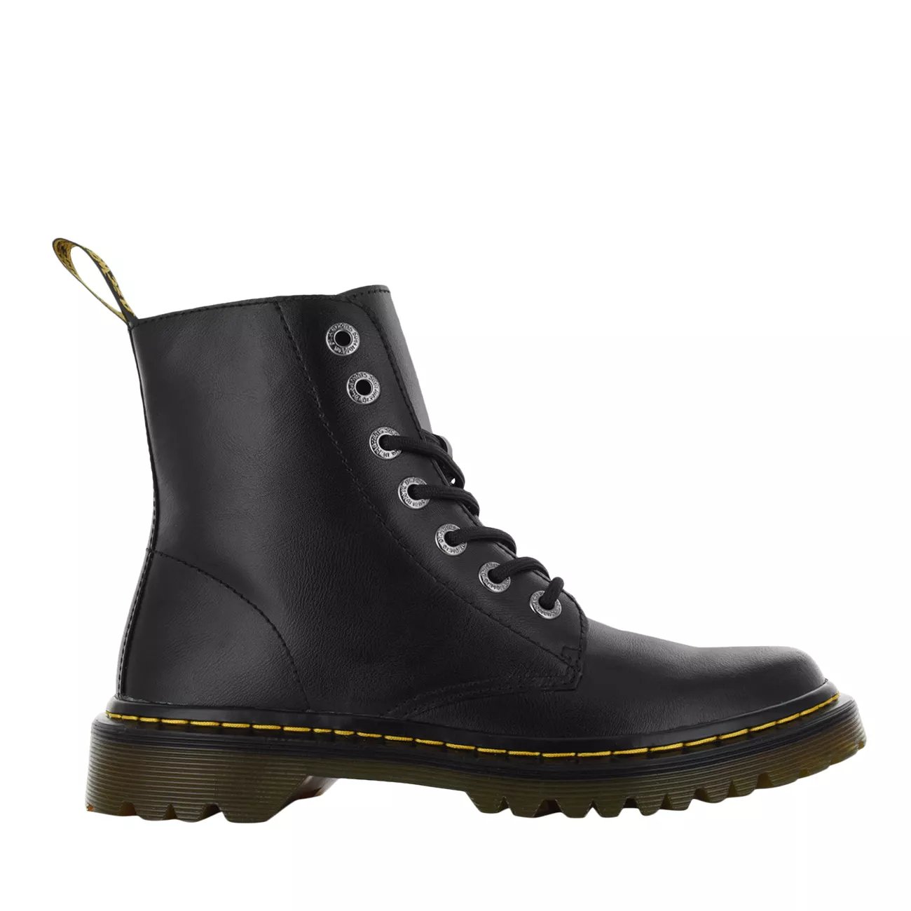 difference between dr martens 1460 and luana