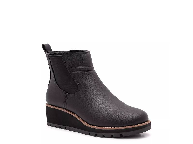 Clarks womens outlet boots clearance