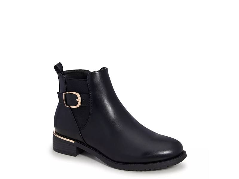 Shop Women s Ankle Boots Booties Save DSW Canada