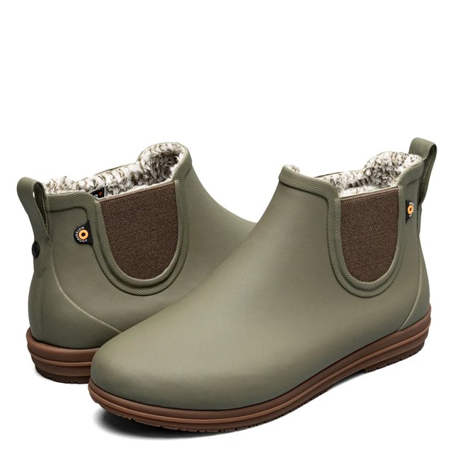 Bogs Women s Sweetpea II Chelsea Wide Width Rain Boot DSW Canada