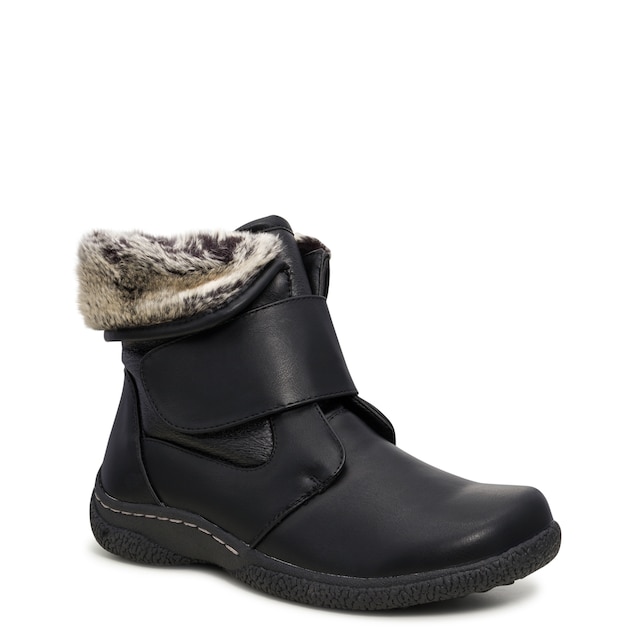 Elements Women's Teresa Low Winter Boot | The Shoe Company