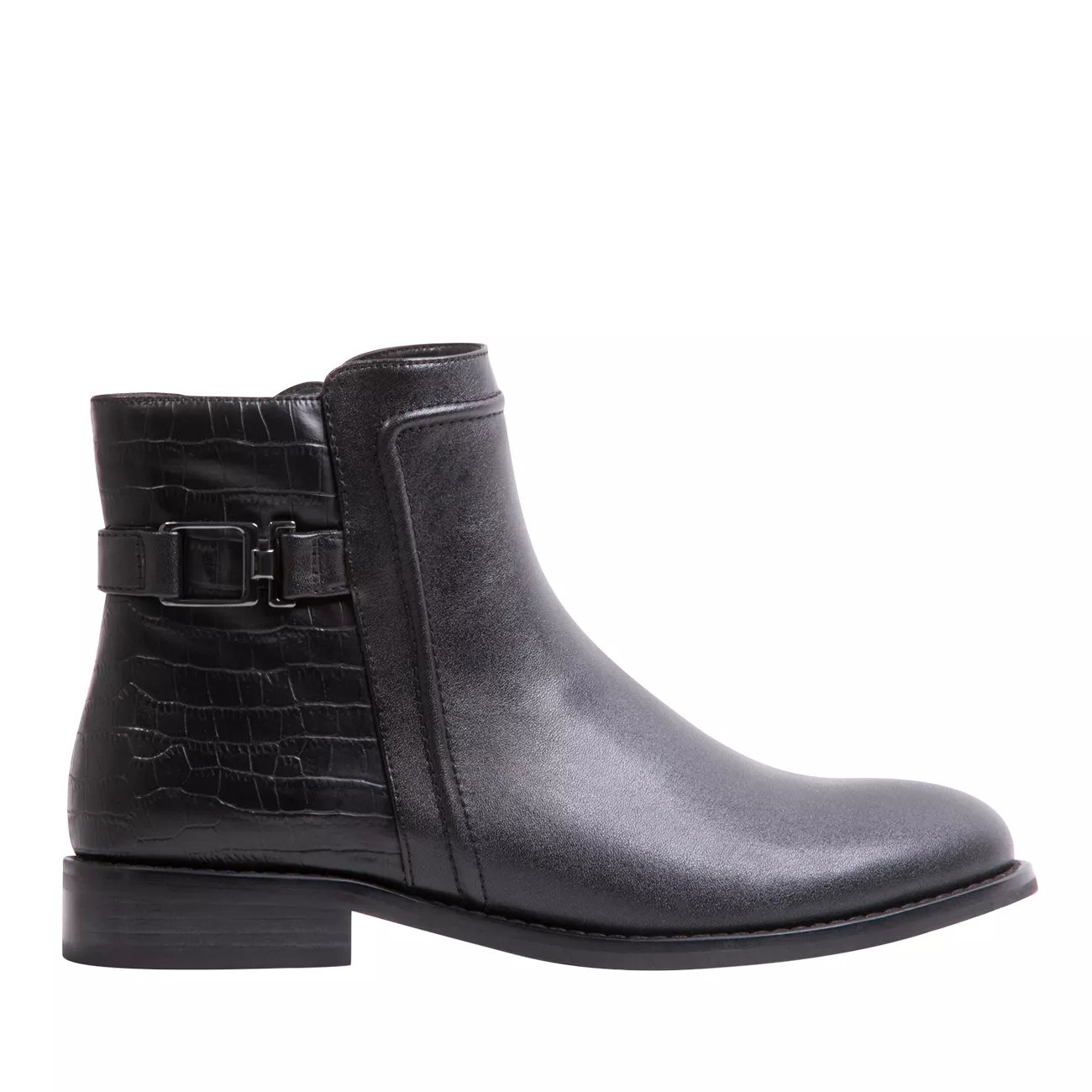 studio b by blondo chunky heel bootie