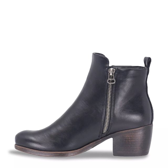 Taxi Linda Waterproof Winter Ankle Boot | DSW Canada