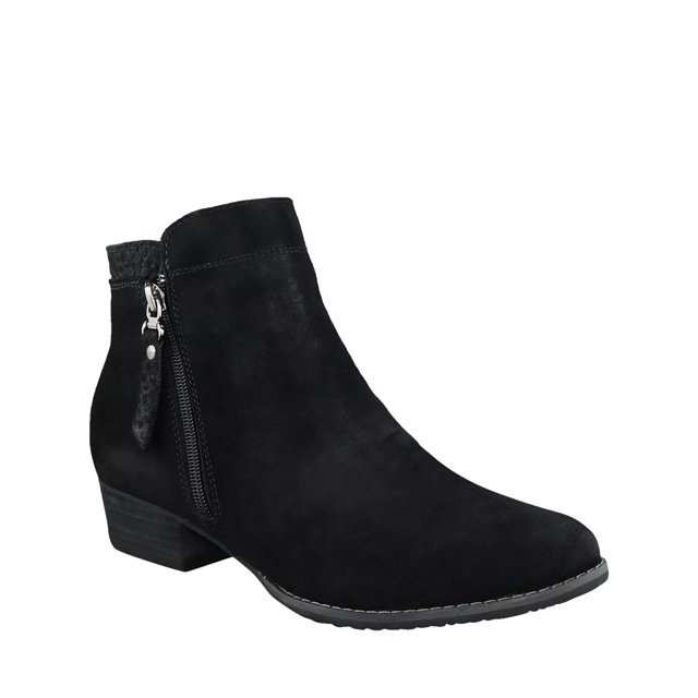 studio b by blondo chunky heel bootie
