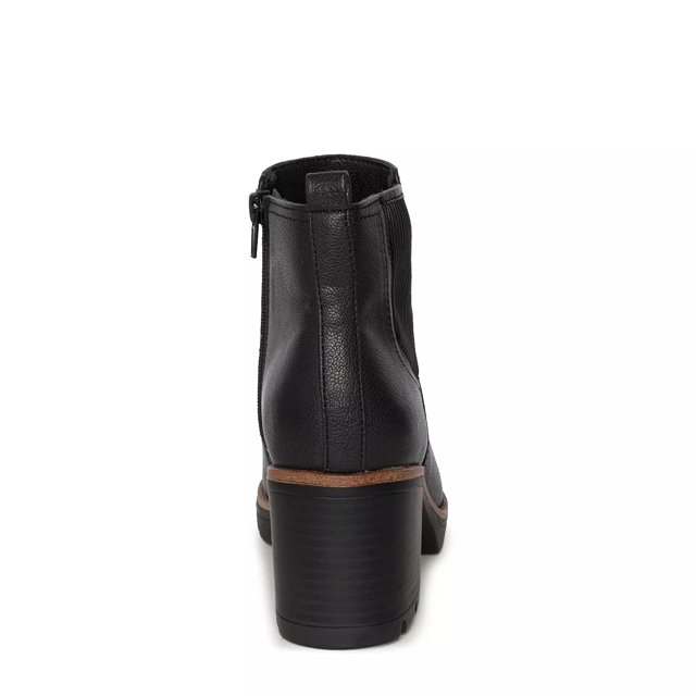 Naturalizer boots on sale 2025