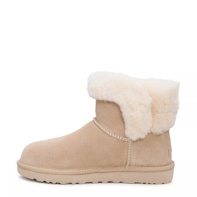 UGG Saniya Shearling Mini Winter Boot
