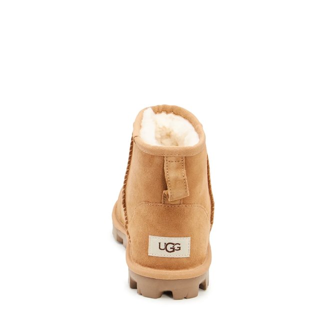 Ugg boots essential mini on sale