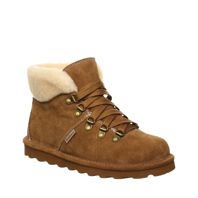 Bearpaw Marta Hiking Boot | The Shoe Company